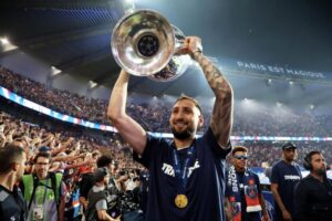 ناراحتی ستاره‌های پاریس; قلب و عشق برای دوناروما!