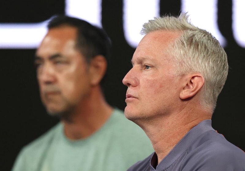 تغییر در اردوگاه مدودف، حضور یوهانسون