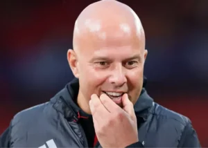 اشلوت فقط با شانس لیورپول را قهرمان کرد!