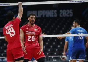 بازیکن محبوب پیاتزا ٣٣ امتیاز و ١٠ دفاع!