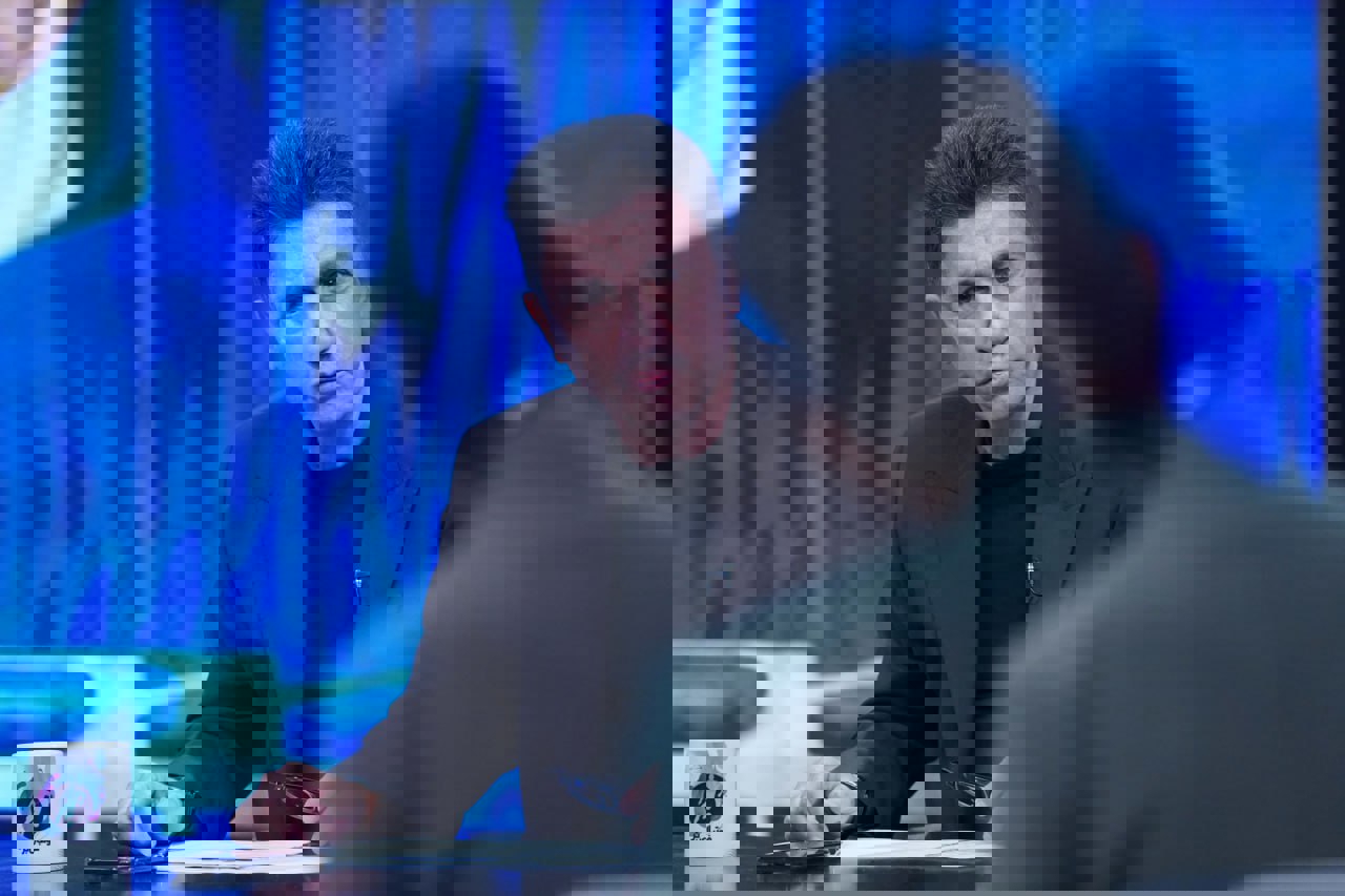 محمدحسین میثاقی در برنامه فوتبال برتر در حال انتقاد از جریان برکناری اسکوچیچ