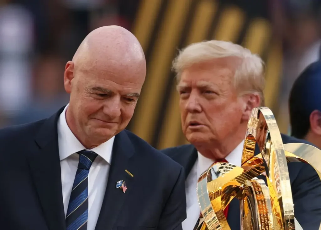 انتقاد شدید از اینفانتینو برای جایزه ترامپ