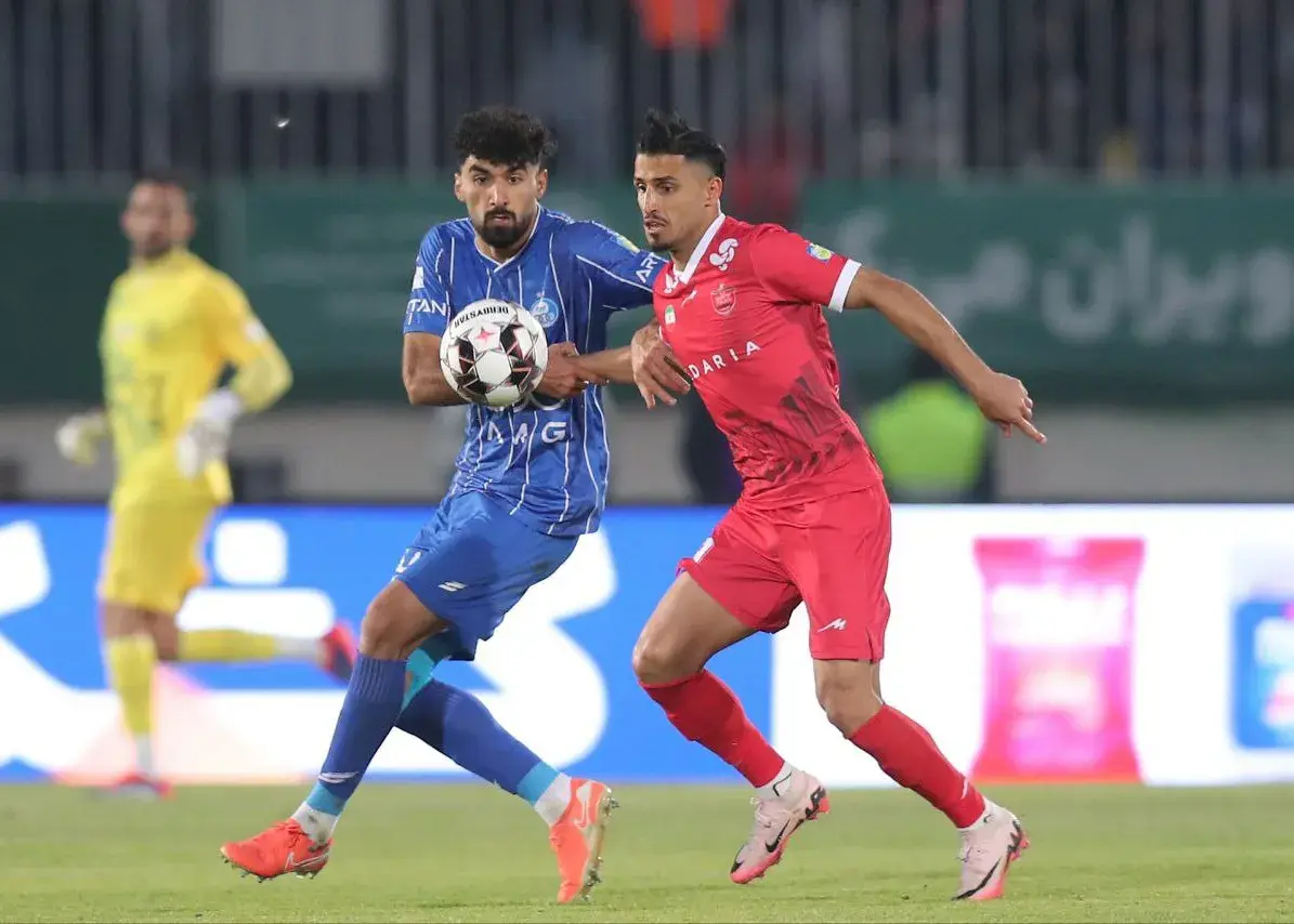 سامان فلاح مدافع استقلال در دربی