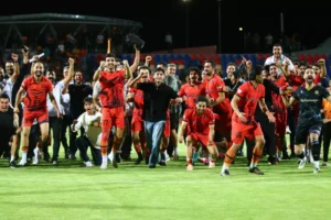 ستقلال صعود مسی‌ها را تبریک گفت